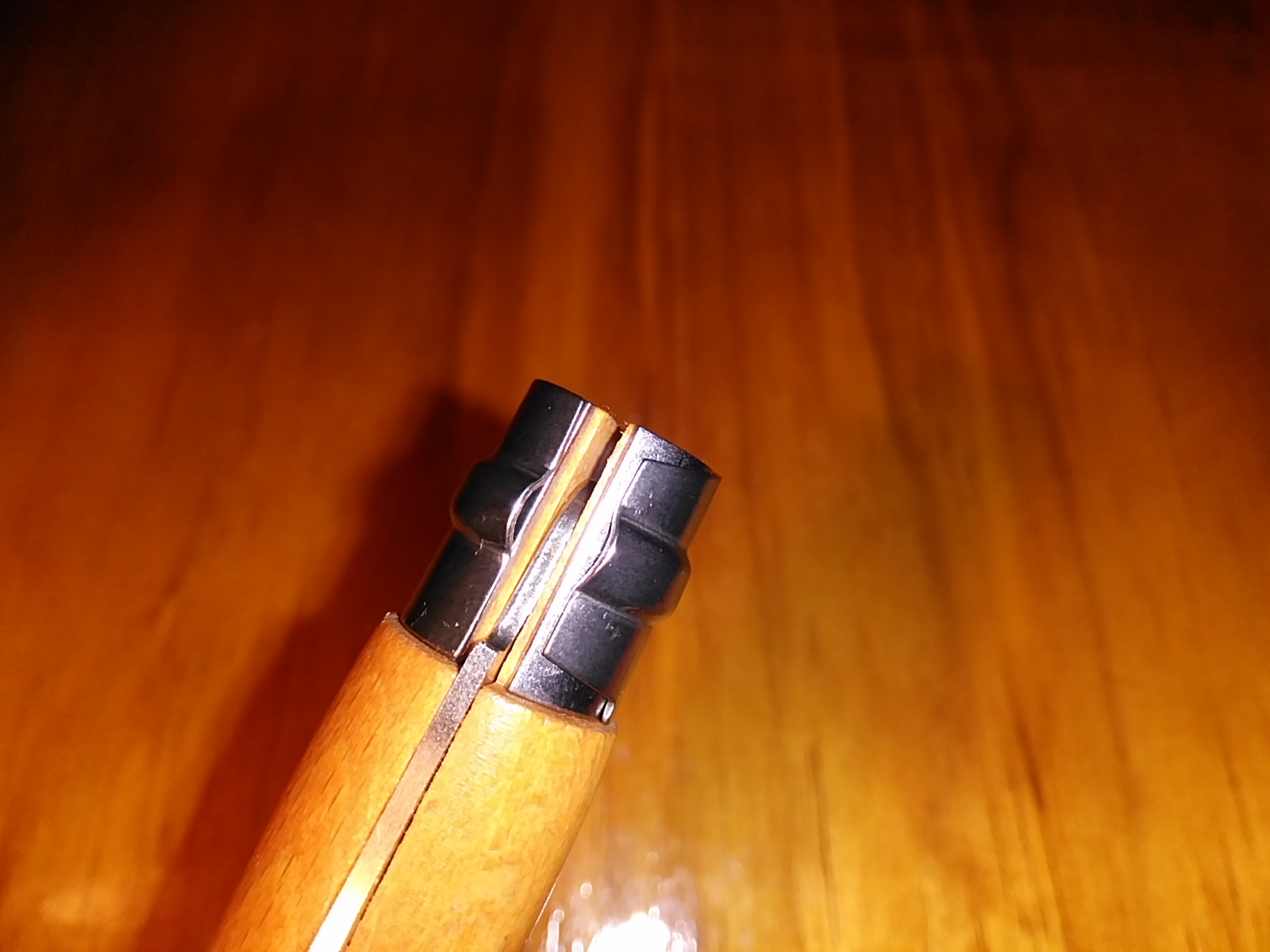 opinel-no7-carbon-knife-04.jpg