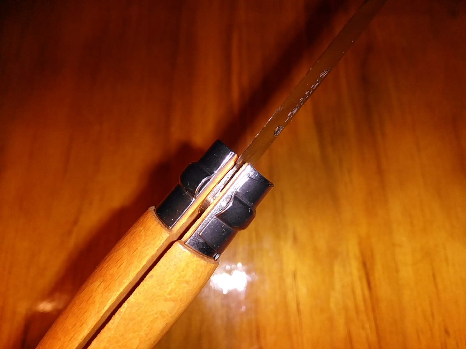 opinel-no7-carbon-knife-07.jpg