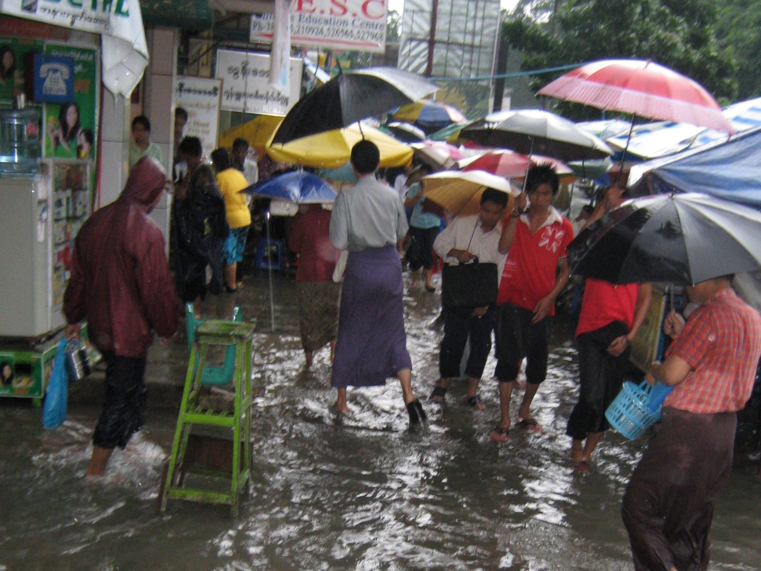 Cotton… It might be OK for surviving a downpour in the city, but not in the wilderness
