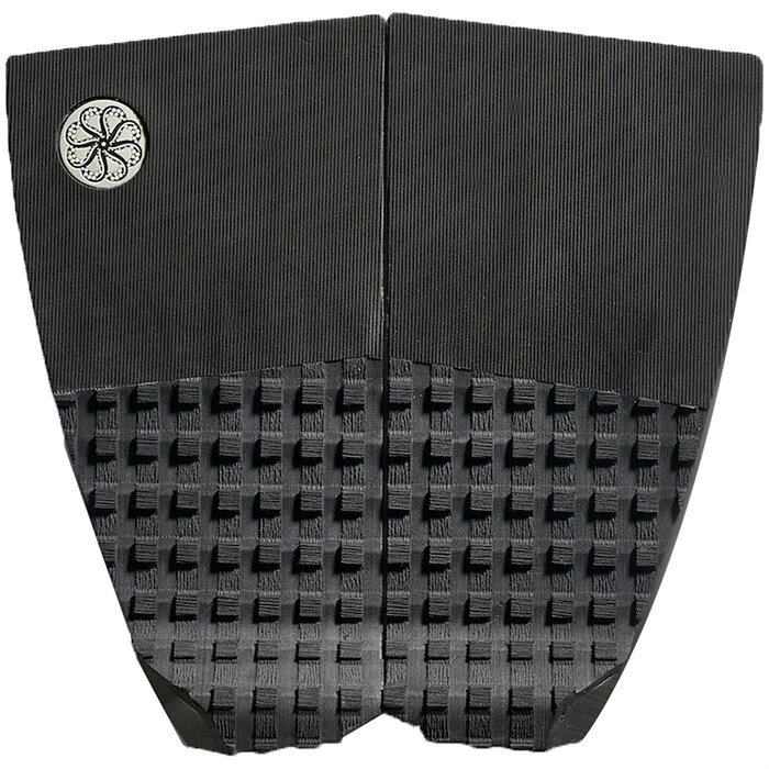 Best Surfboard Traction Pads [2023 UPDATE] — Ultimate Gear Lists