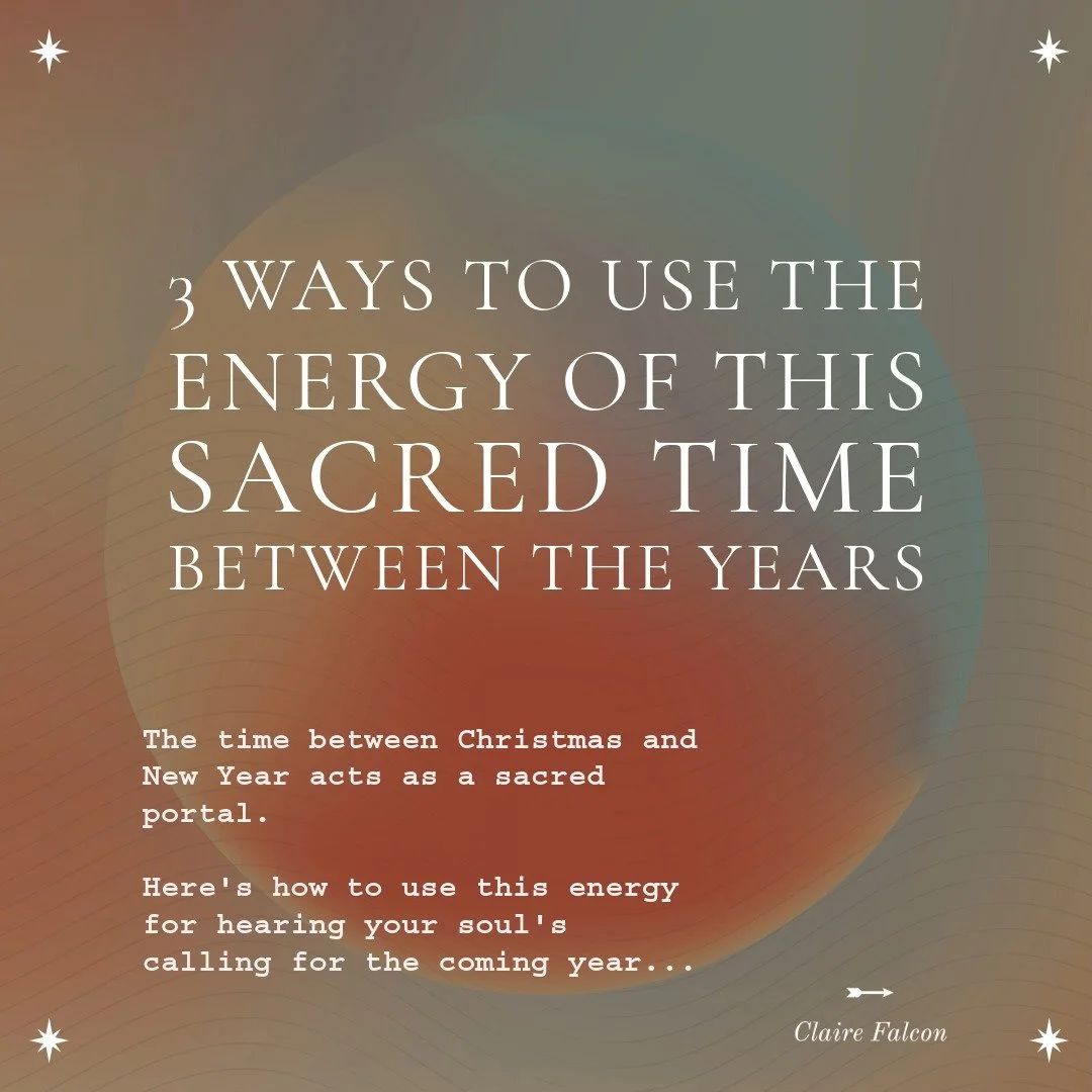 The energy between Christmas and New Year?

It's a portal.

Your soul can see further right now. Dreams are richer. 
Intuition is operating at a higher octave. 
Signs are stronger.

This is your birthright&mdash;reading energy and sensing what's comi