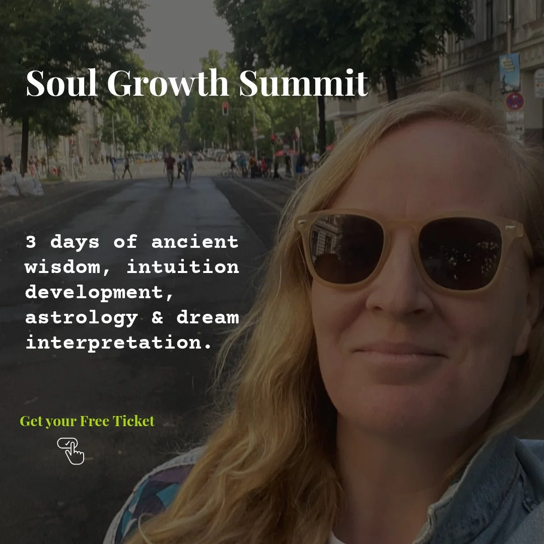 ✴️Something shifts when you stop waiting for permission to trust yourself.

I see it happen in my students all the time.

Somewhere between learning how their body receives energy, decoding a dream that has followed them for years, or seeing their so