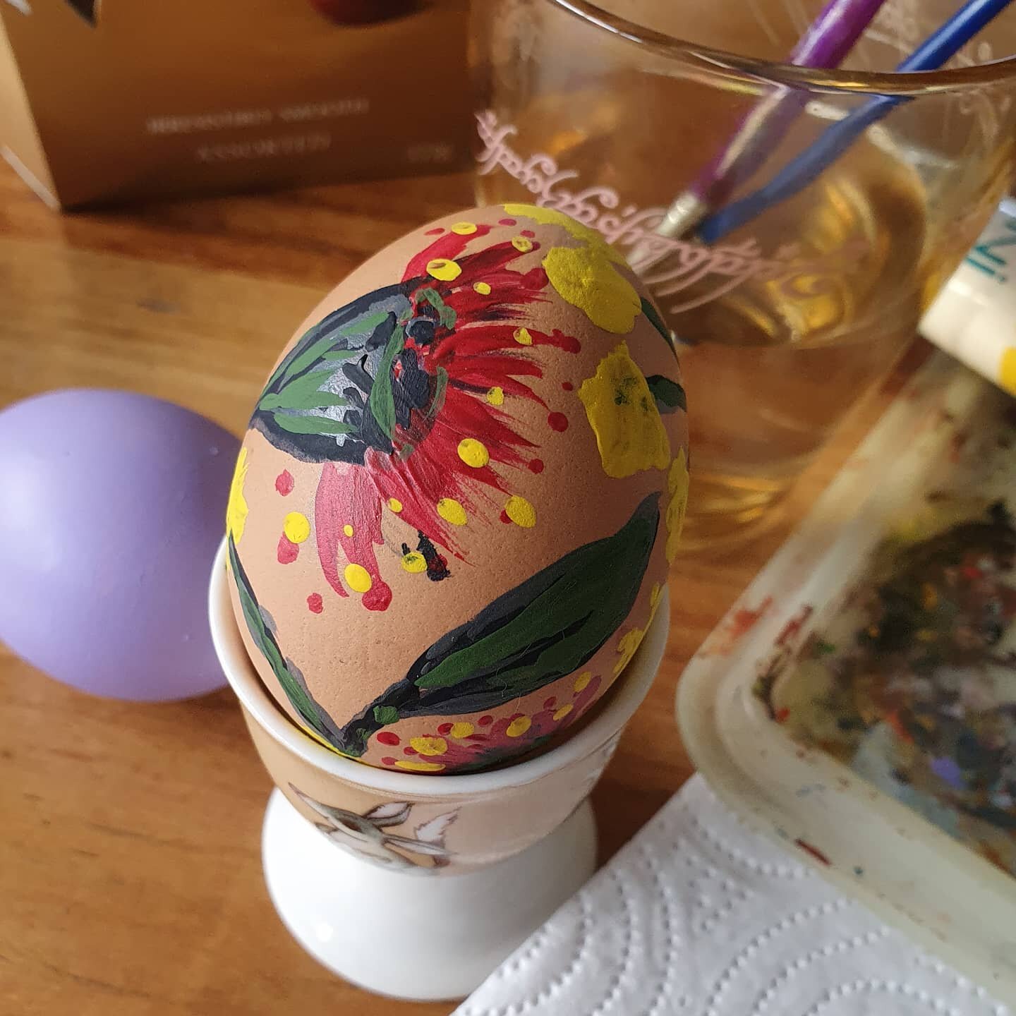 Happy Easter! Painting Eggs, still more details to go and my lavender egg to paint next. Will post pics of finished eggs! 
.
.
.
.
#easter #painting #paintingeggs #eastereggs #eastereggpainting #australian #floral #australiannatives #gumleaves #gumnu