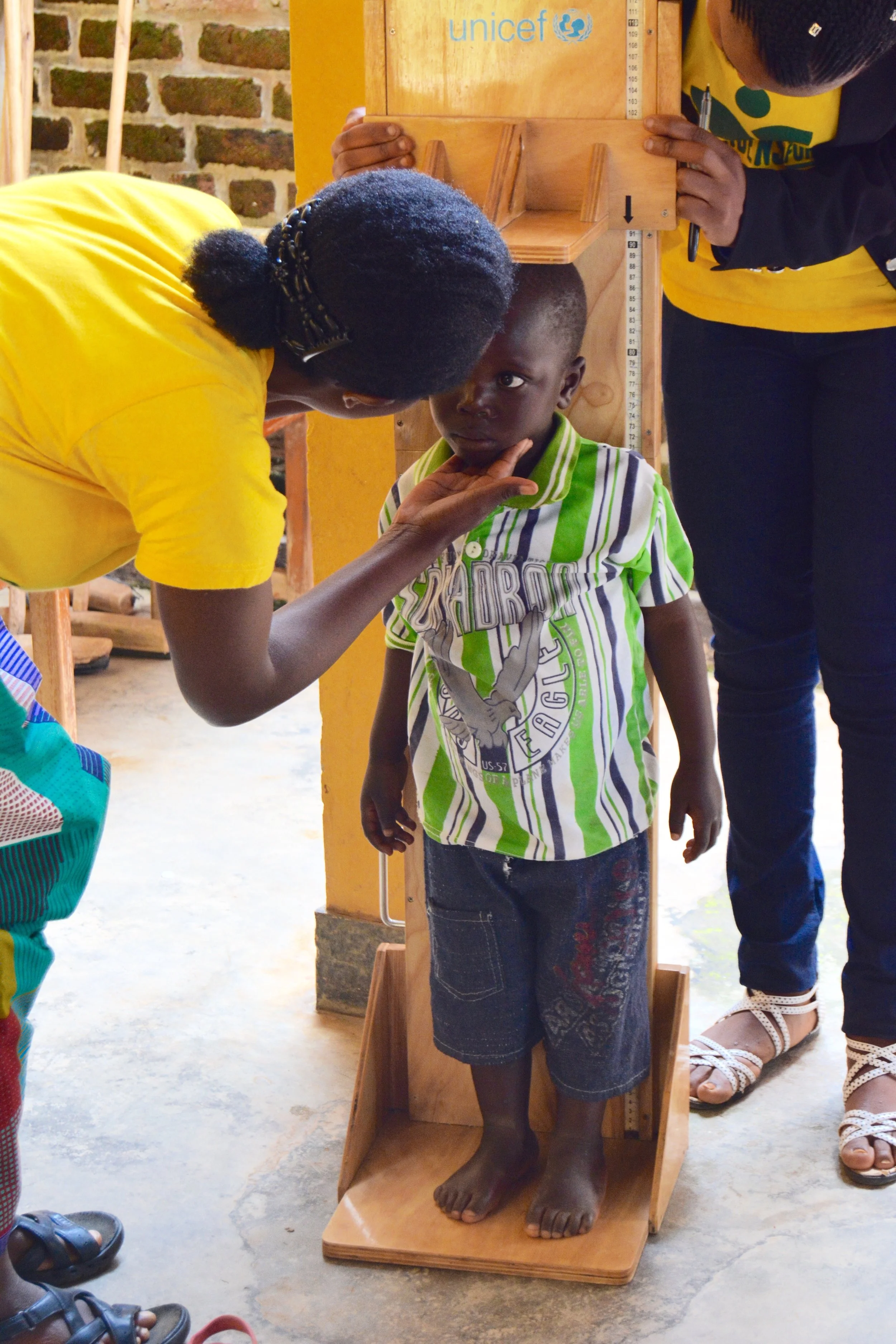 A child is assessed for height