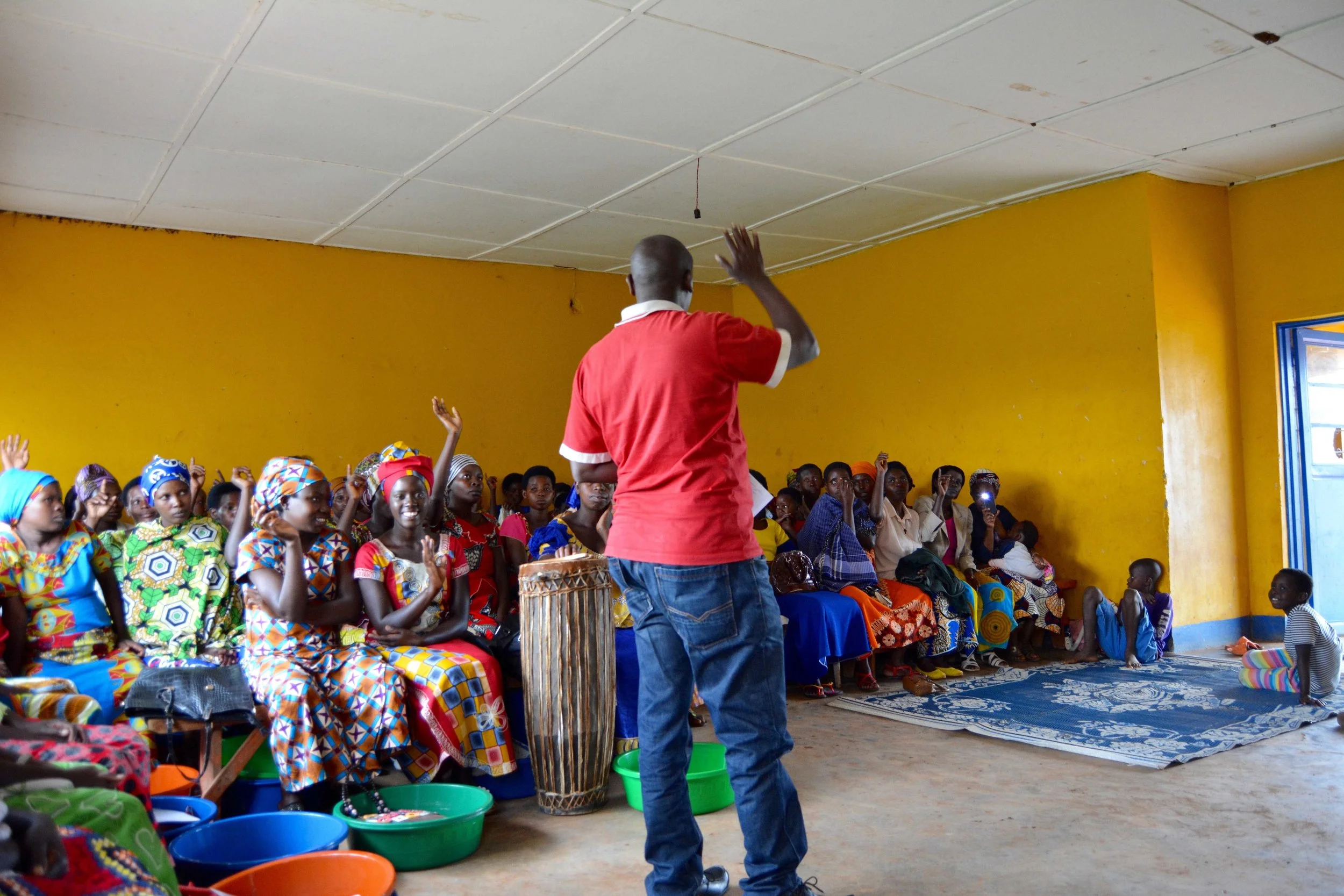 A local government authority addresses mothers in Claudine’s cohort.