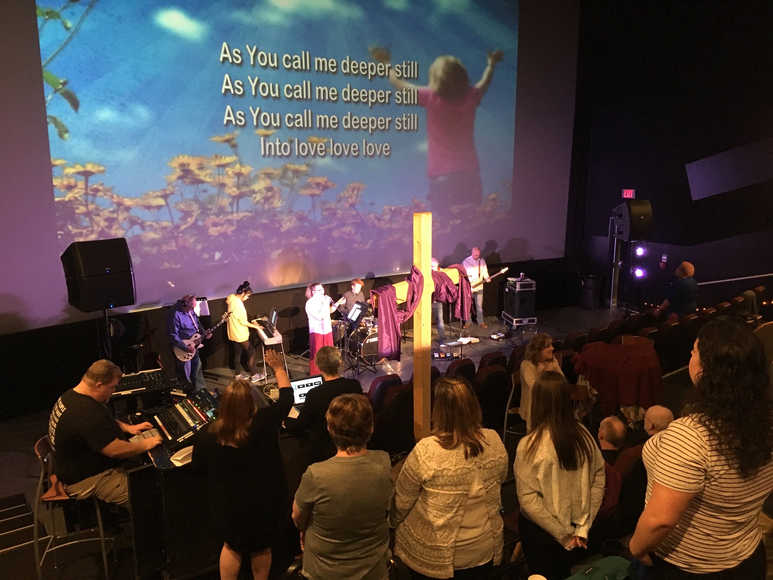 TheCrossing01.jpg