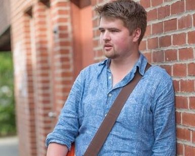 Live Music ~ Max Sullivan