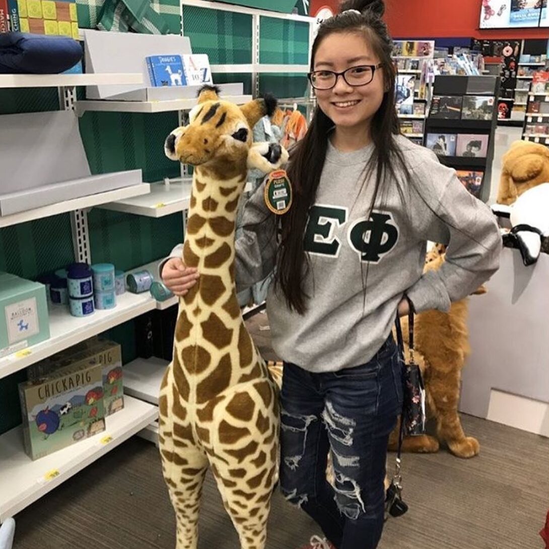 Are you celebrating World Giraffe Day like these sisters did?  Don&rsquo;t forget to tag us in your pictures! #ae&phi; #alphaepsilonphi #aephi
