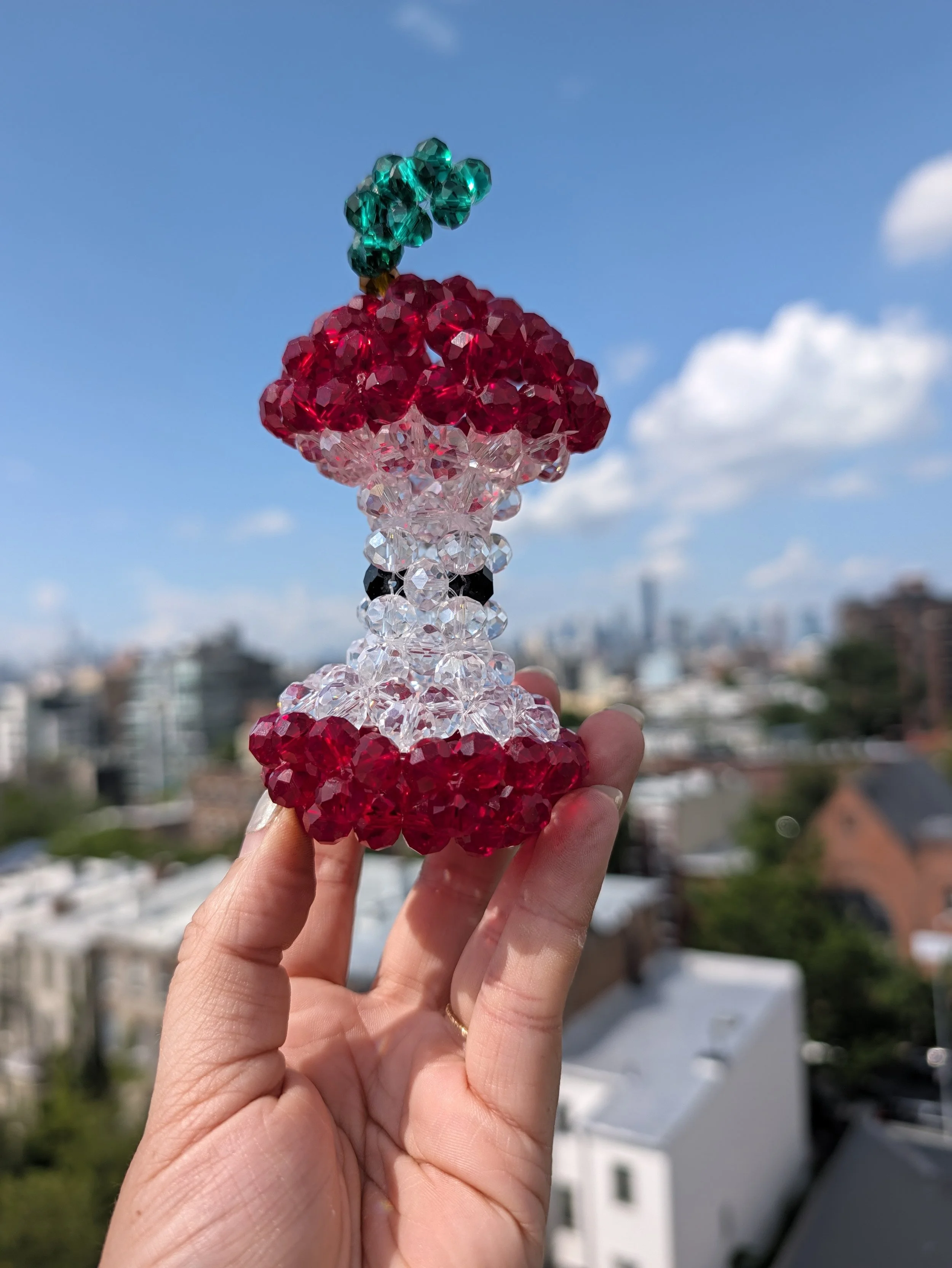 Daniel_Jennifer_Apple-Core-2026_Bead-Weaving_Price_350_7247.jpg