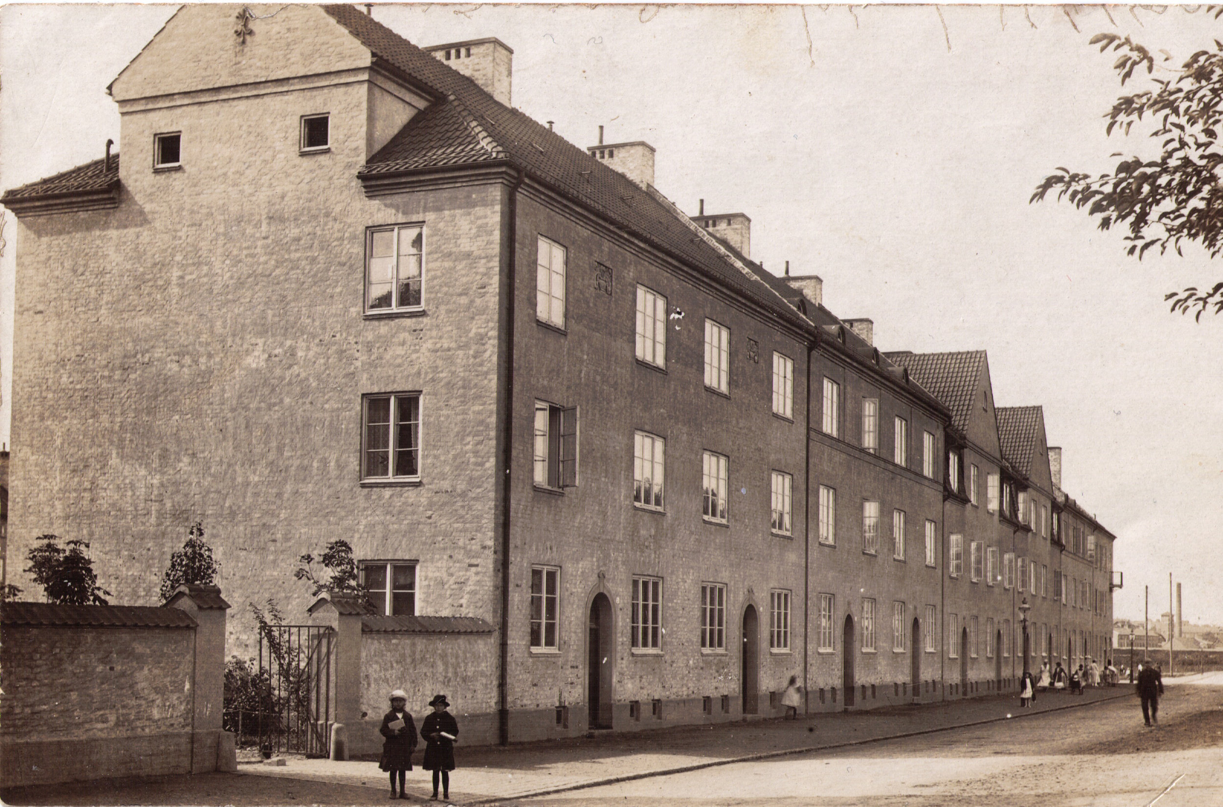 Östergård 300 dpi.jpeg