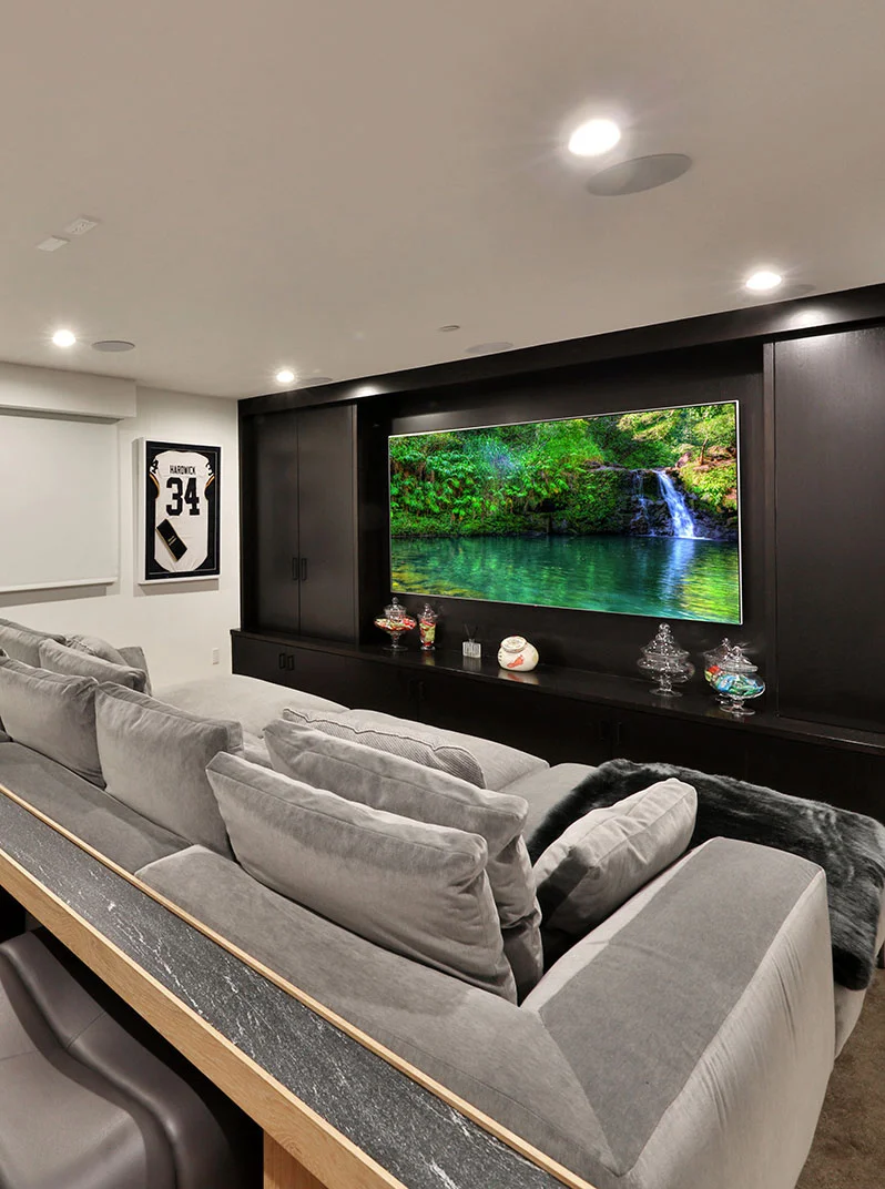 SiliconBay-home-theater-modern-LosAngeles.JPG