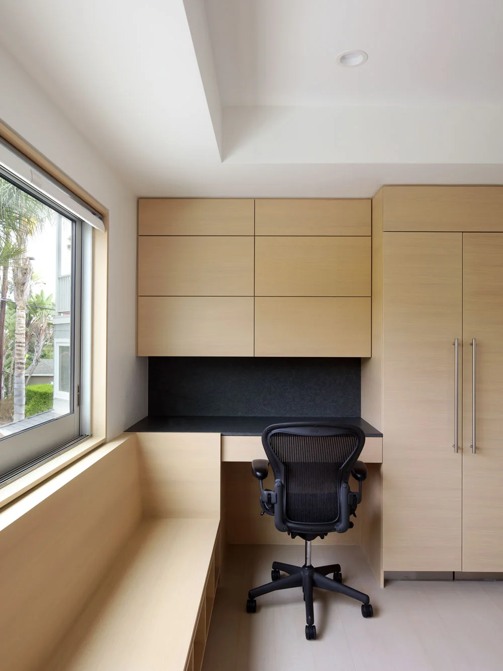 silicon-bay-built-in-desk-modern-cabinets.jpg