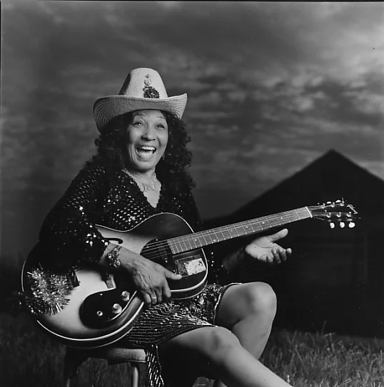 Jessie Mae Hemphill.jpg