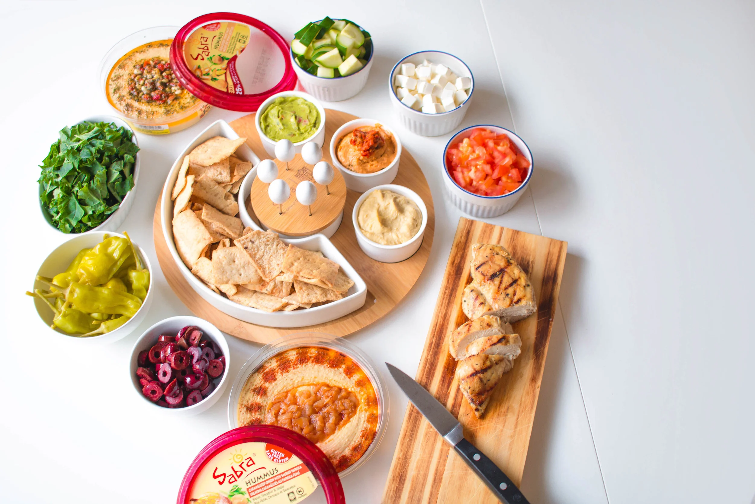 5 Tips For A Tasty Super Bowl Spread In 5 Minutes 
