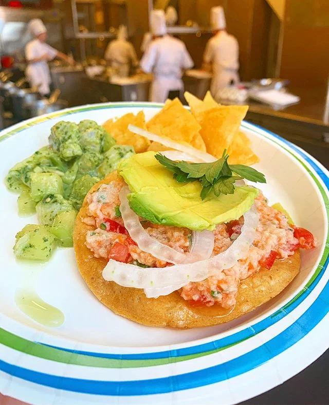 🌿Green Ceviche Oaxaca-style with mint + coriander 🤤 and Jalisco-style Ceviche toastada, made with freshly pressed tortillas 💖💖💖 loving taking the Mexican Cooking course at @gbcchca with @chefquinatzin! Check out our insta stories tonight to see 