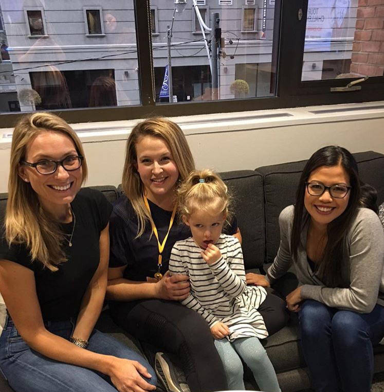 dara-bergeron-moms-in-the-middle-podcast.jpeg