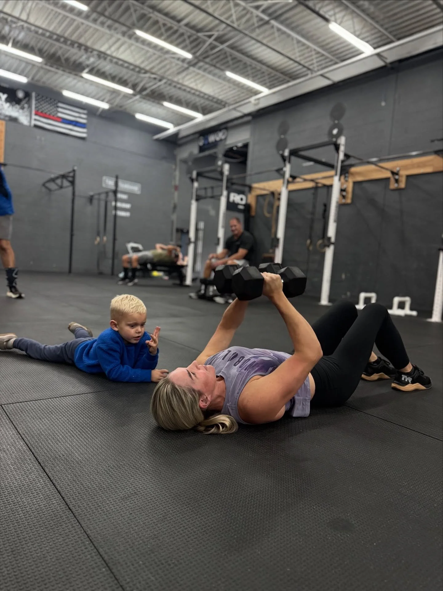 When you know, you know ❤️
Luke counting reps for his girl @bethann040 🏋️‍♀️
Fellas, if you really wanna win her over… it starts right here — cheering her on through every rep 💪🔥
#HighCaliberStrength #GymCouple
