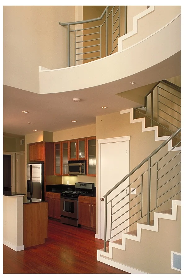 85 View into Kitchen.jpg