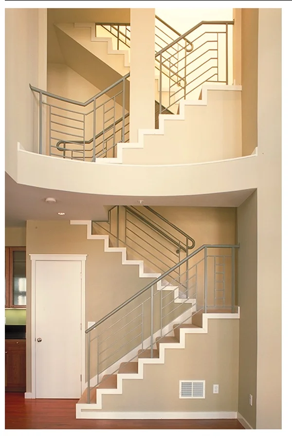 85 Complete View of Staircase jpeg.jpg
