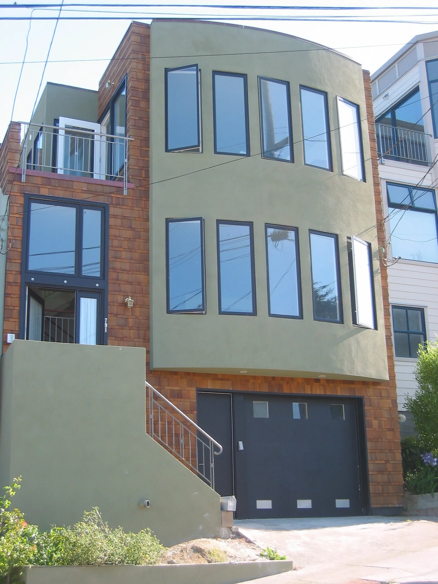 27th St Facade 1.JPG