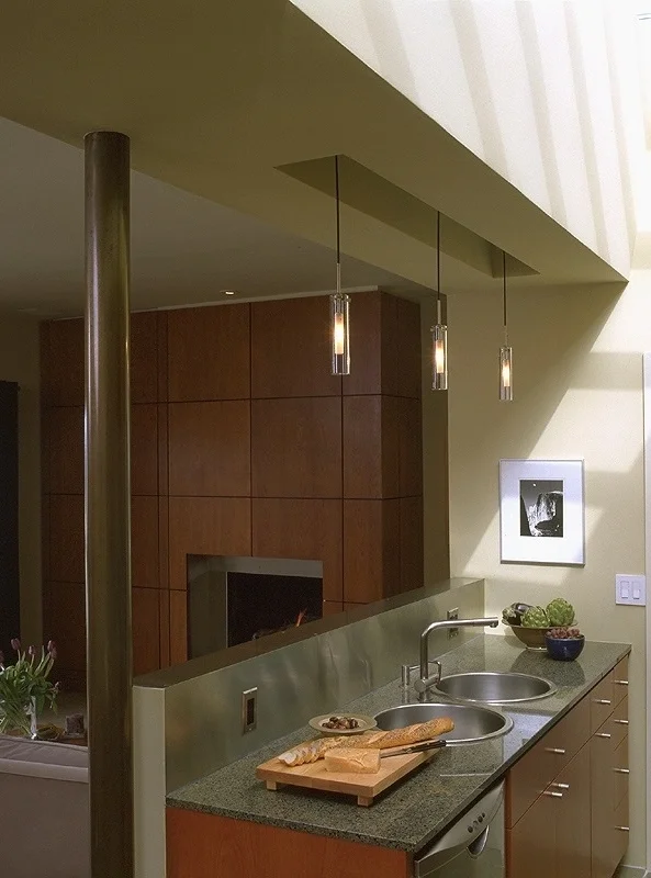 455 Kitchen_fpl.jpg