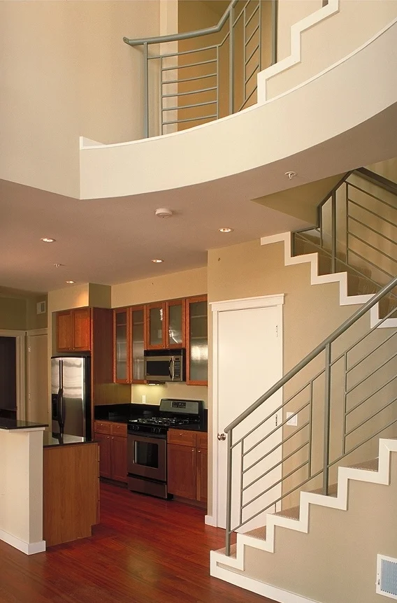 85 View into Kitchen.jpg