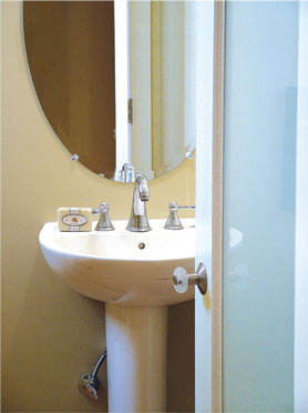939_int_sink.jpg