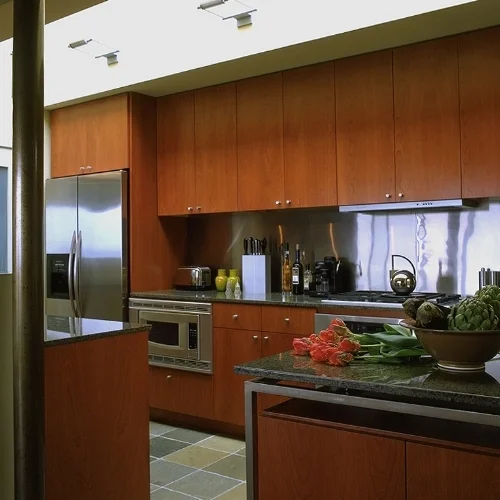 455 Kitchen.jpg