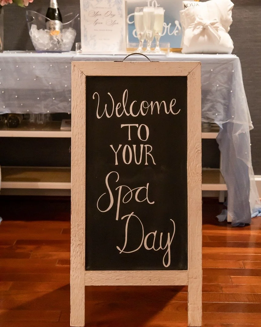 Celebrate together at Aqua Spa.

Whether you&rsquo;re planning a bridal party, birthday, or simply a day to unwind with friends, our spa provides the perfect escape for groups of any size.

Contact us to reserve your group spa day.