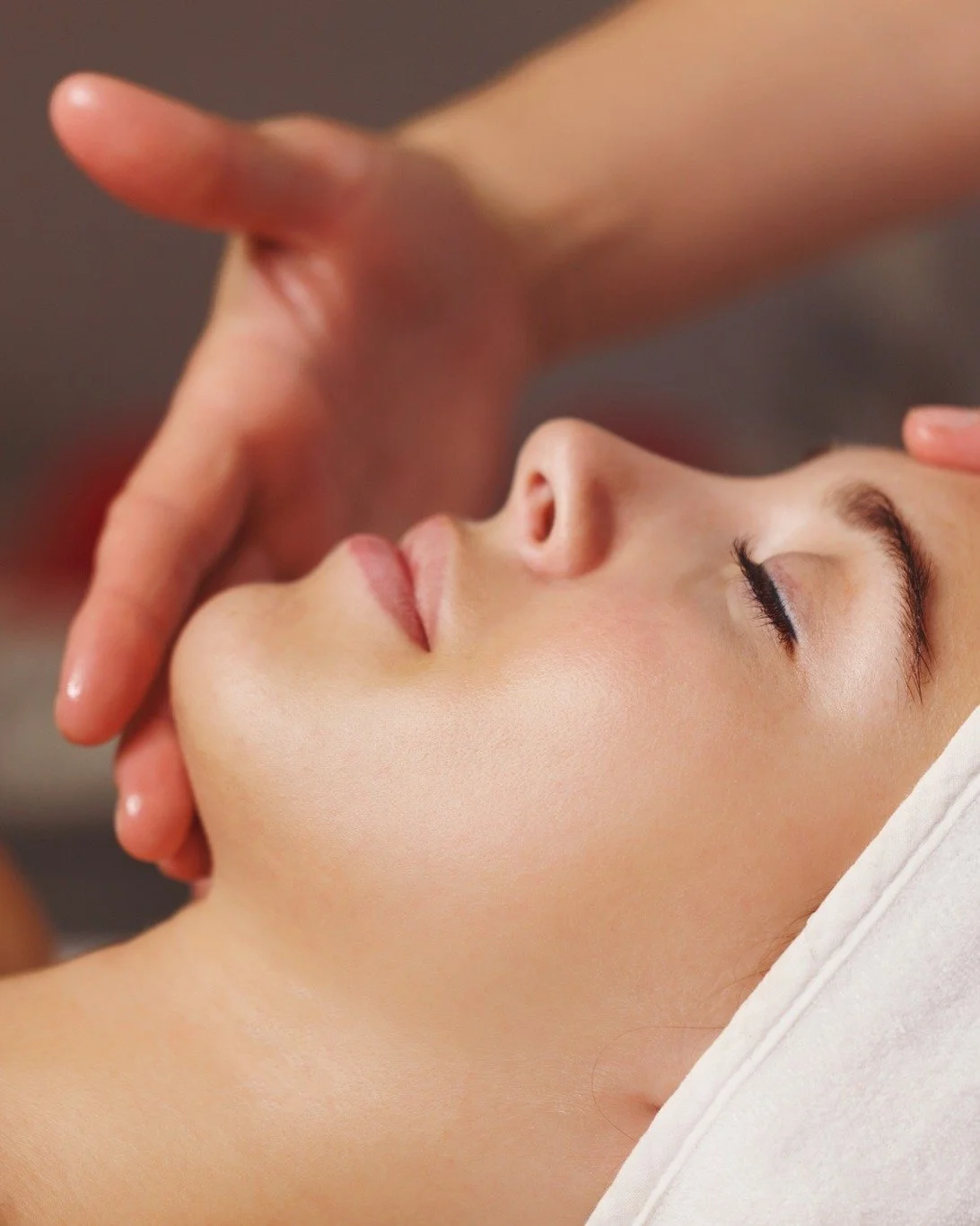 Glow into the new season ✨
Our Spring Cleaning Facial featuring the Epicutis Deluxe Facial is designed to exfoliate, hydrate, and restore your skin&rsquo;s natural radiance.

🔗Book now: https://pimg.fyi/spa-specials-april-2026

18 via de luna, pensa