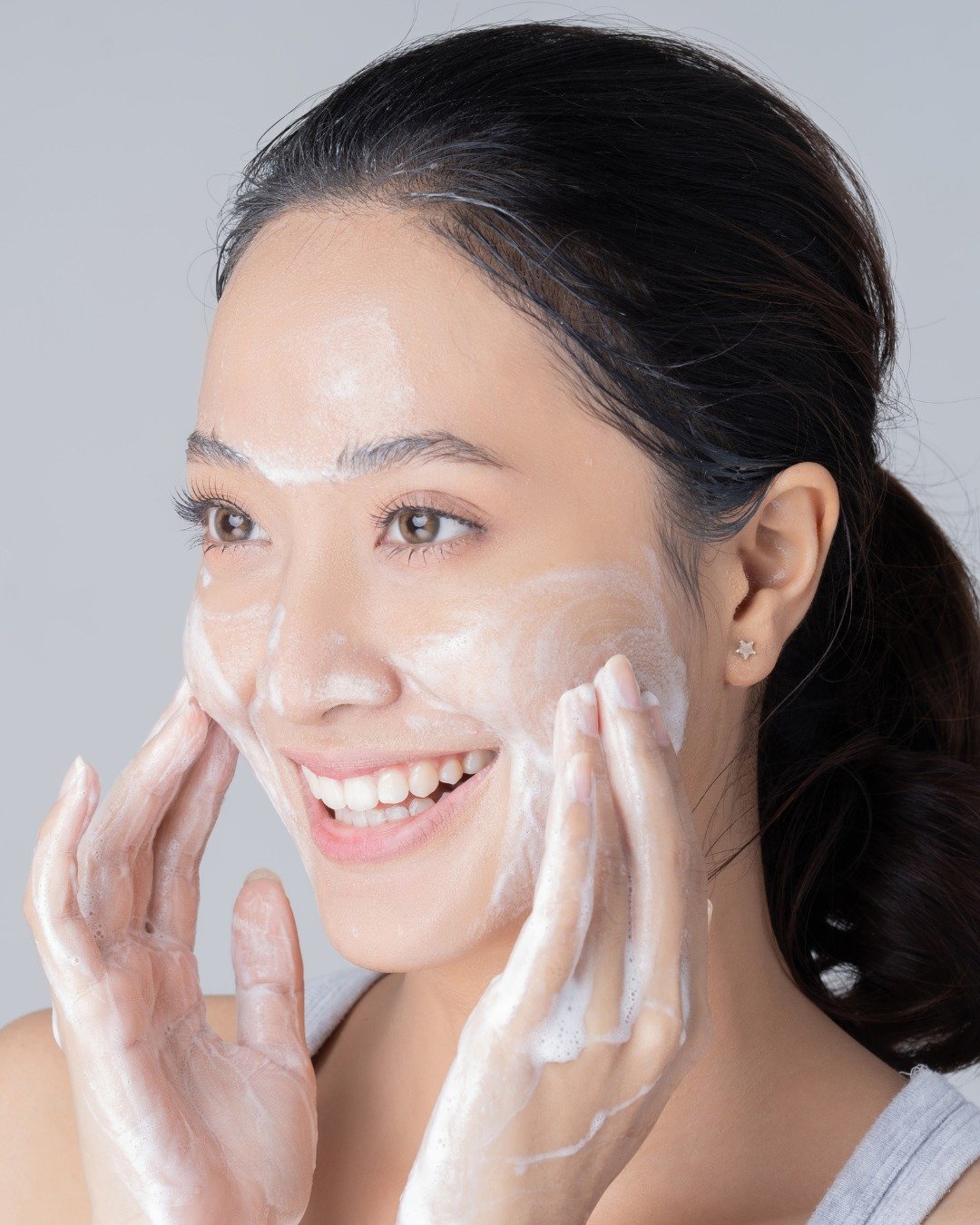 Spa Tips for a Better Experience 🌿

If you&rsquo;re coming in for a facial, skip the heavy makeup. Clean skin allows your esthetician to begin your treatment right away and ensures your skin gets the full benefit of every step.

Book your next facia