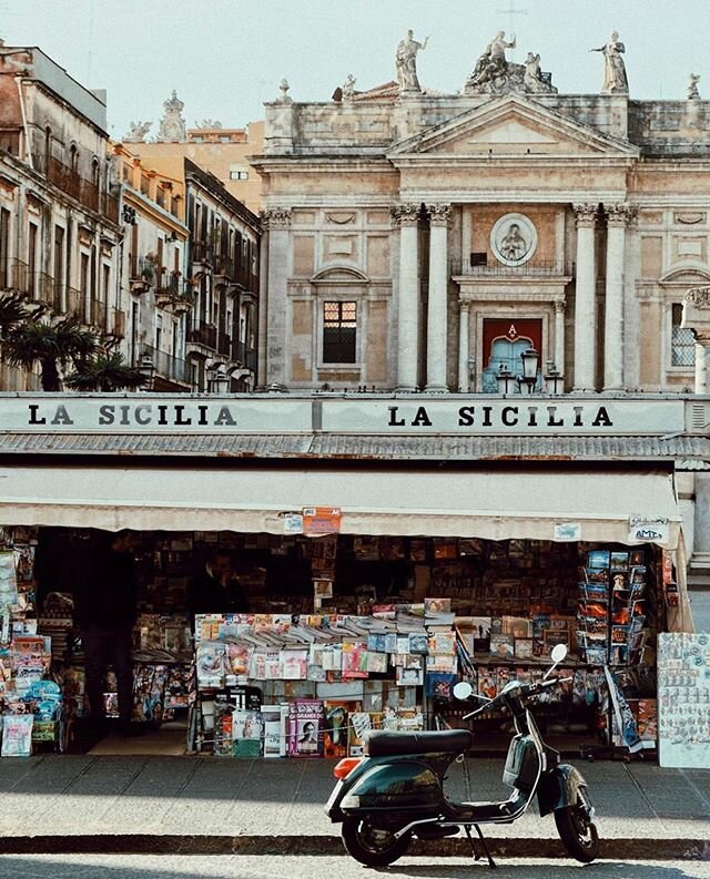 Postcard from the old world via @neevenr.