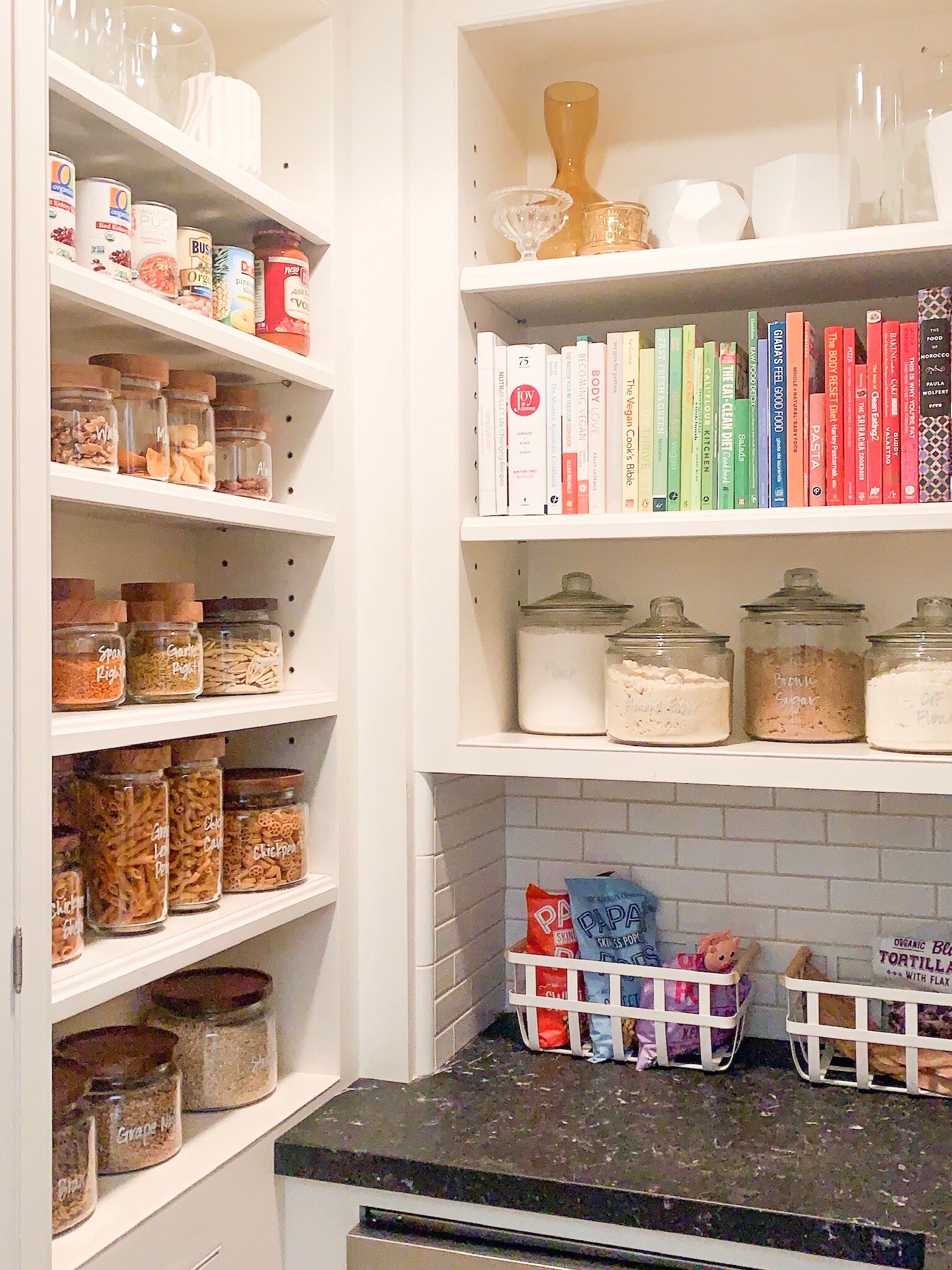 A Guide to a Plastic-Free Pantry Reorg Life in Jeneral shares Tips — Life  in Jeneral