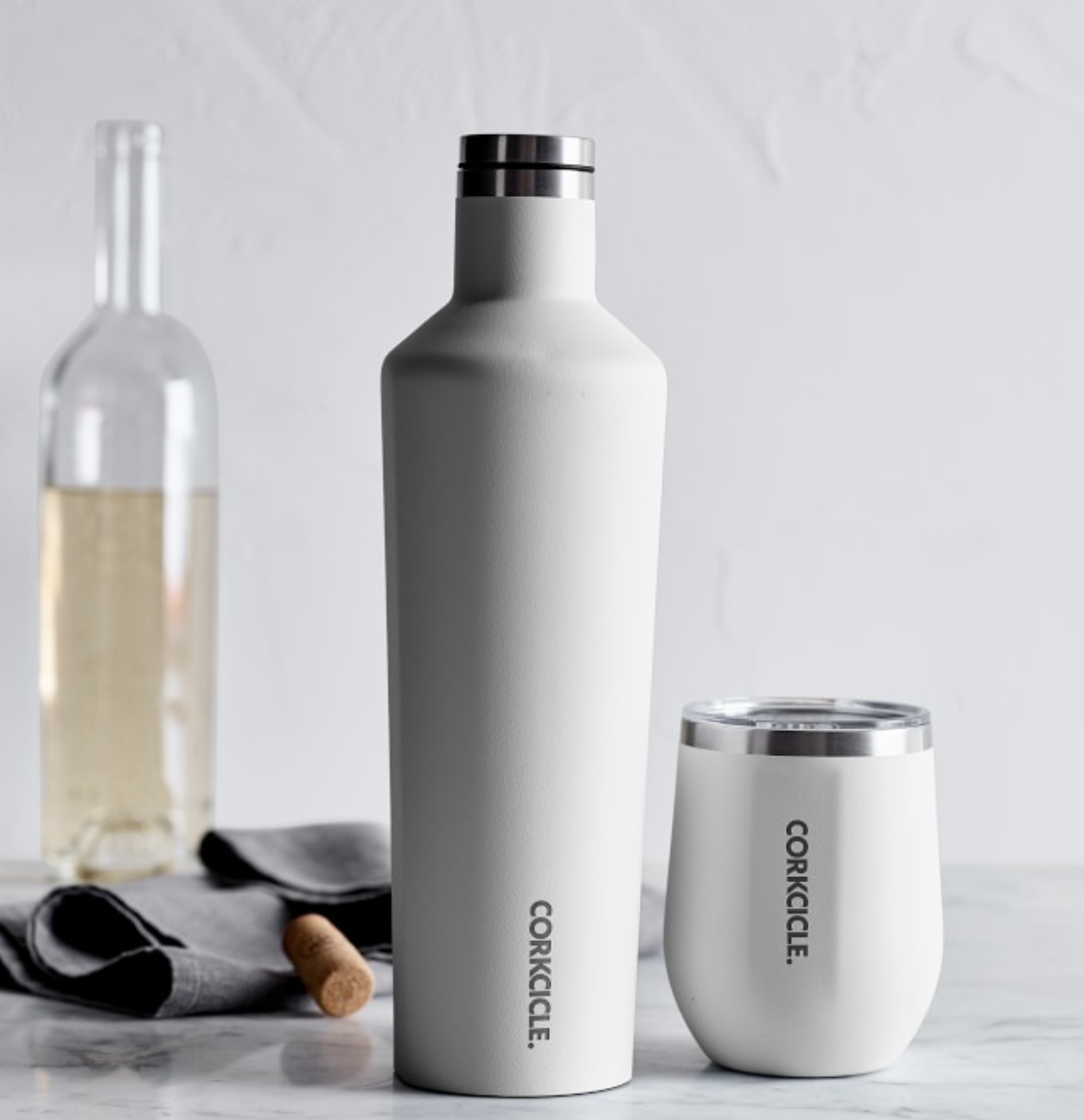 CORKCICLE CANTEEN &amp; STEMLESS WINE GLASS SET