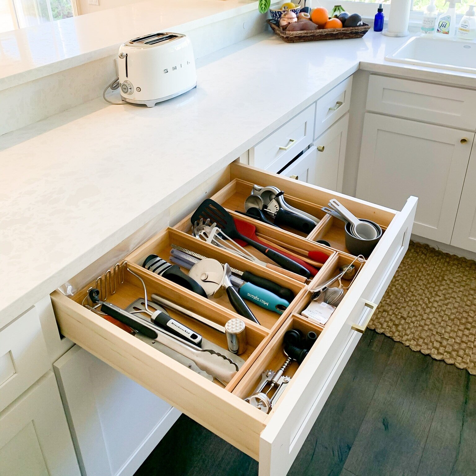 Kitchen and Pantry drawer Organization 