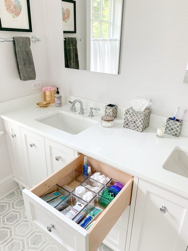 Organize the space under the bathroom sink - LIFE, CREATIVELY ORGANIZED
