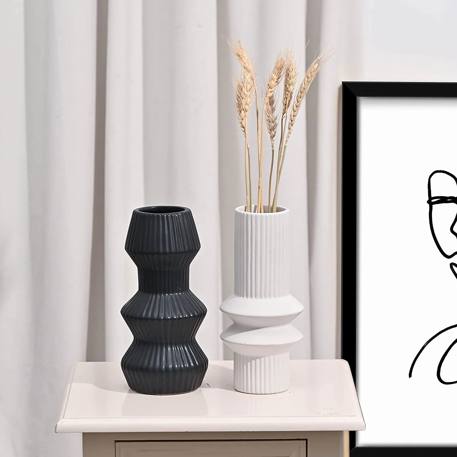 Black and White Cylinder Geometric Decorative Vases