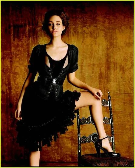 emmy-rossum-marie-claire03.jpg
