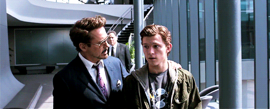 why tony stark was amazing in spider-man: homecoming! — COMICS! (mostly.)