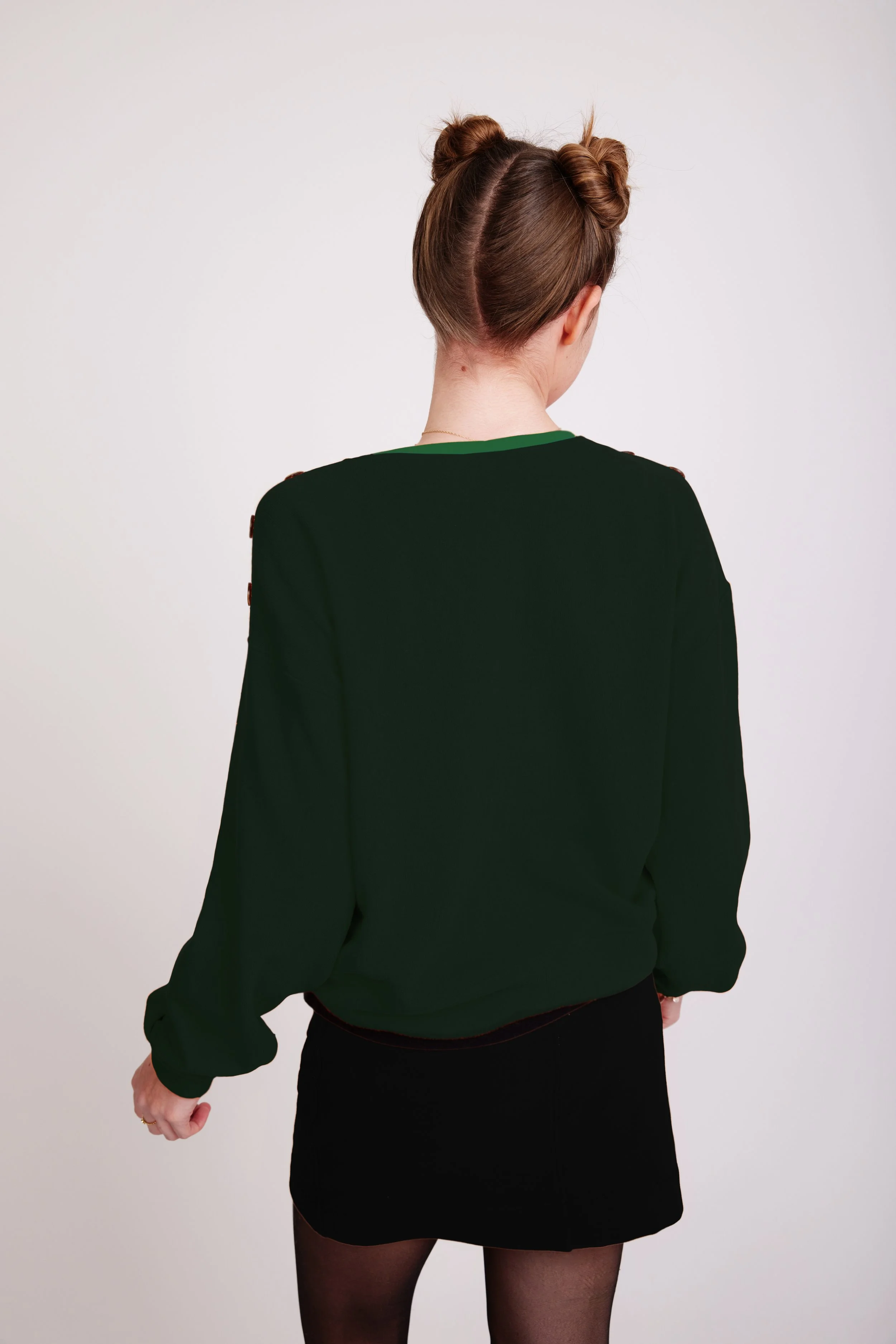 Button! Pullover