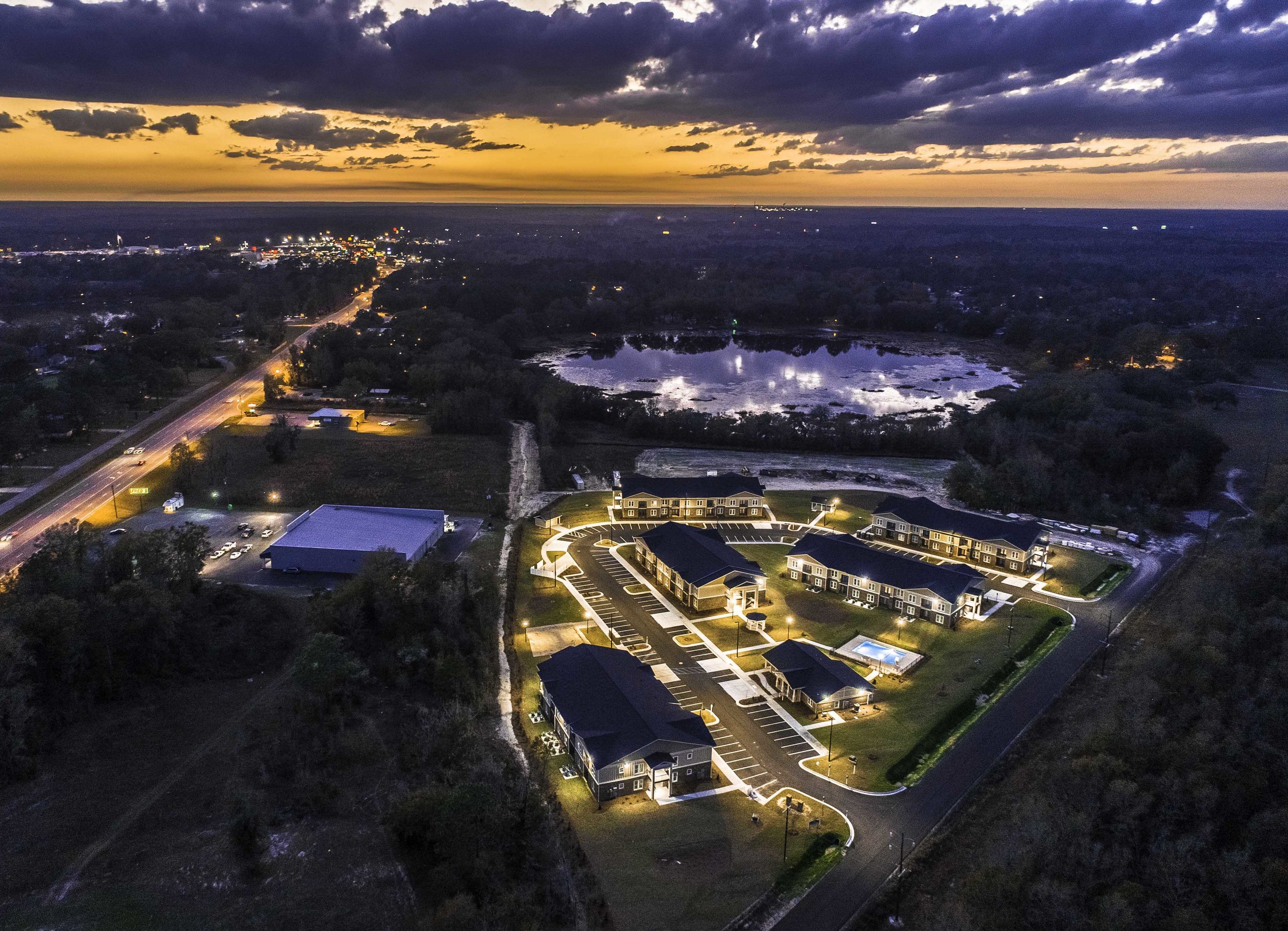 Lakeview Gardens Apartments