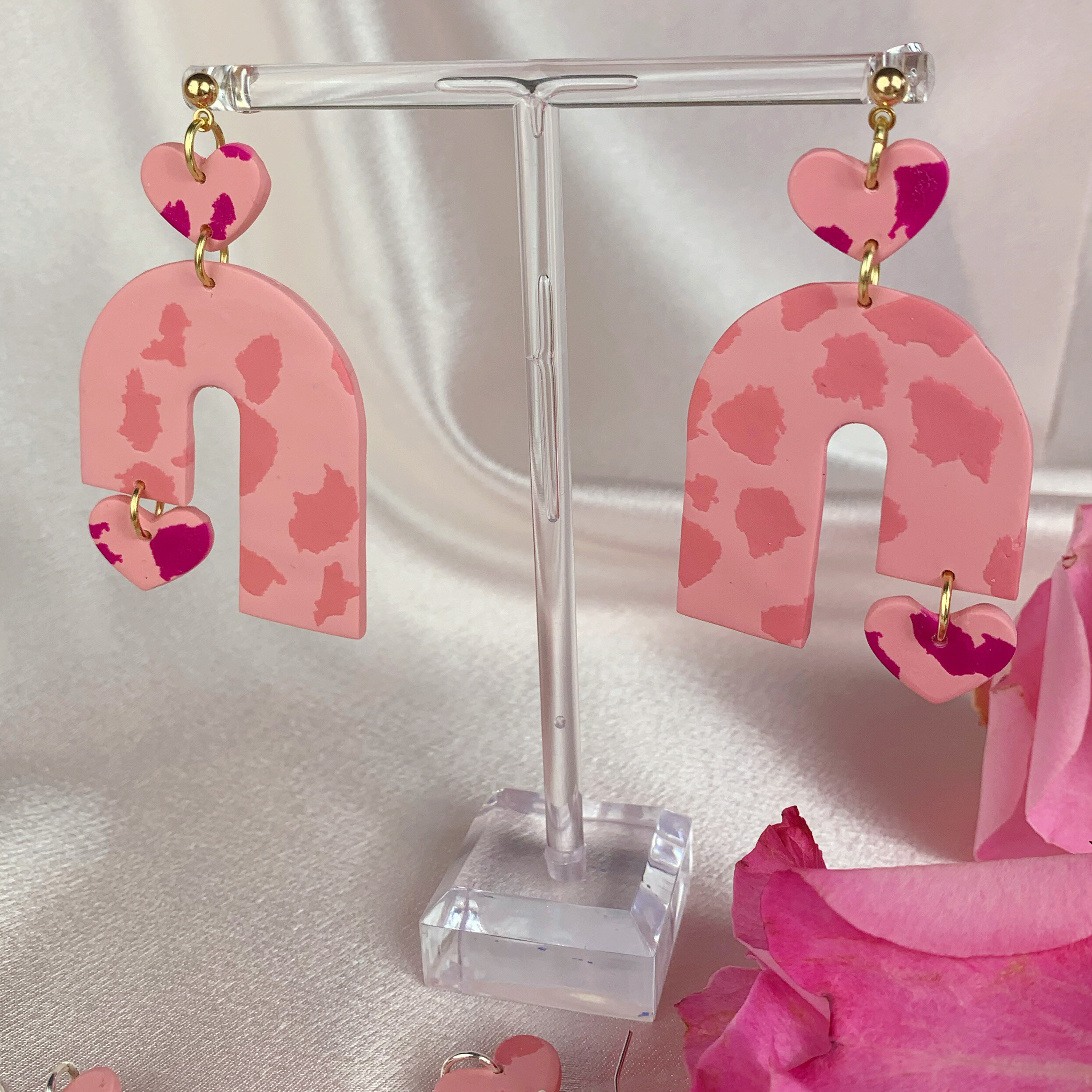 Light Pink Heart Arch