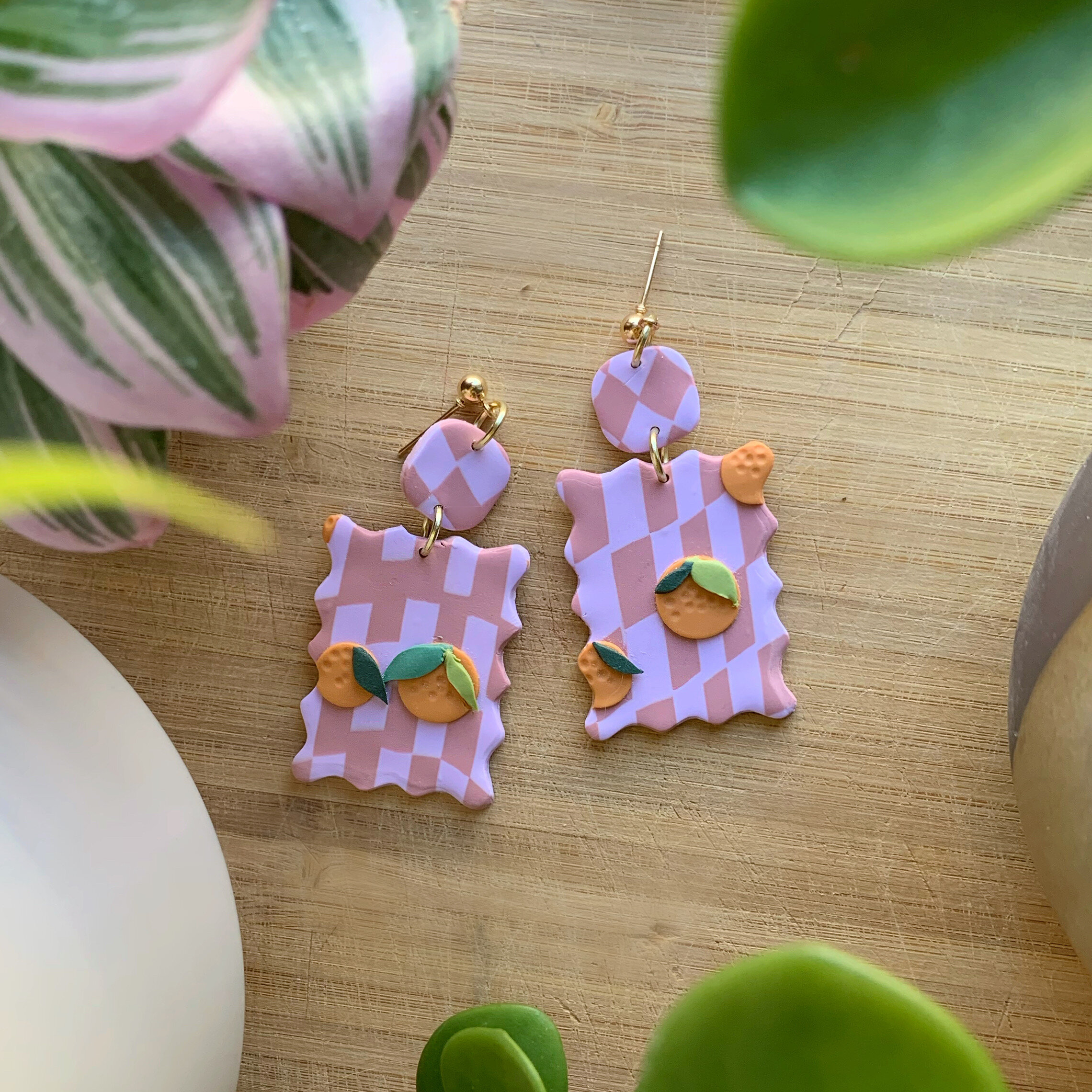 Wiggle Orange Checkers (1)