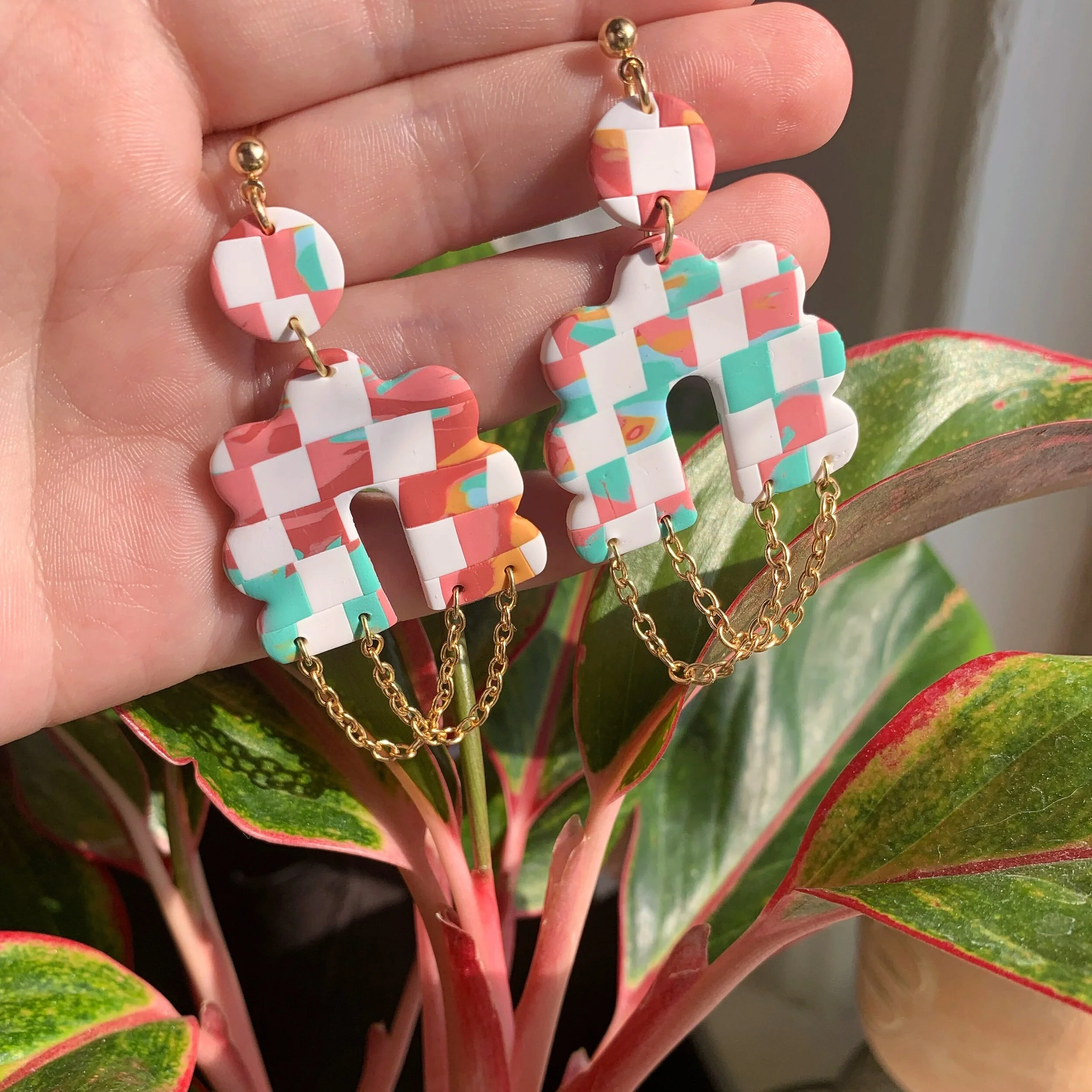 777A0639-BDE8-4B83-B2E7-7F1CB316A0A0