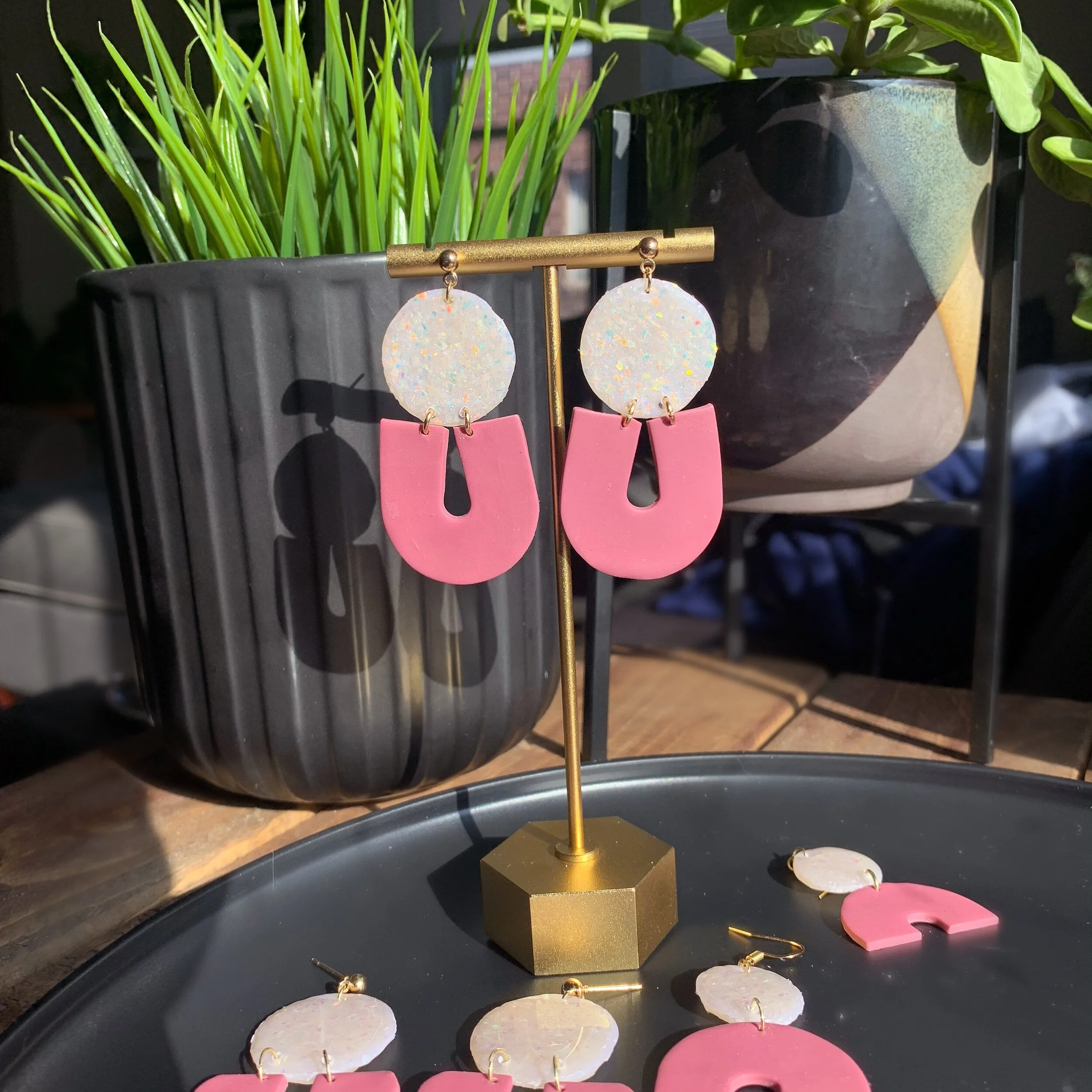 4A6FEAD3-2027-428E-A614-3B5A13CE64B6