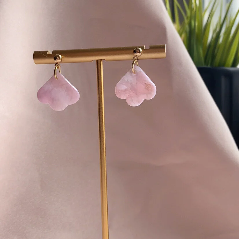 6BD3374B-FCD5-47A9-ABF0-FD79BE84053F