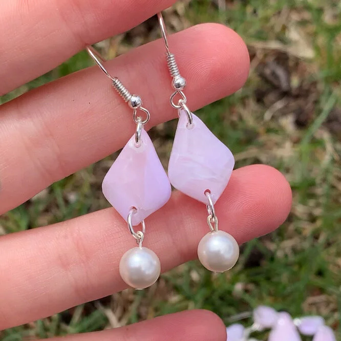 E99D9DB5-EF76-45E2-9A76-3A1AB6689A7F