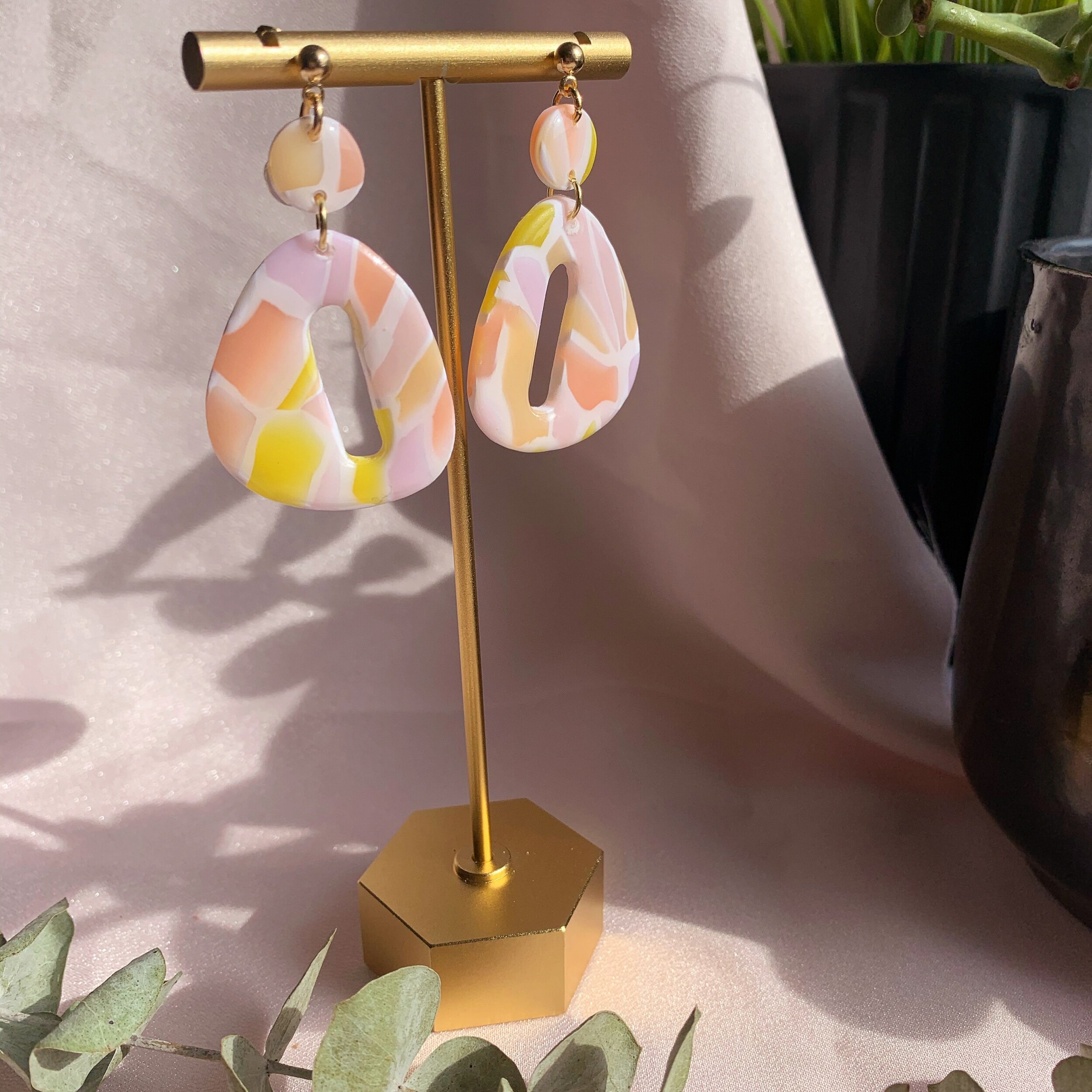 4302725D-CE25-46AE-91F3-40205EC7FE30