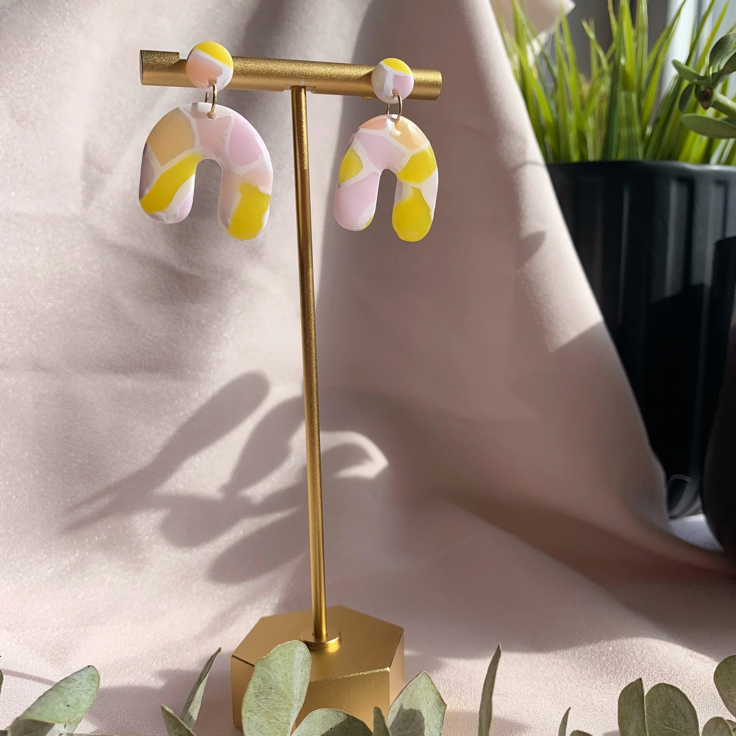 797B6795-7138-422B-92C8-ECBDFAC168EF