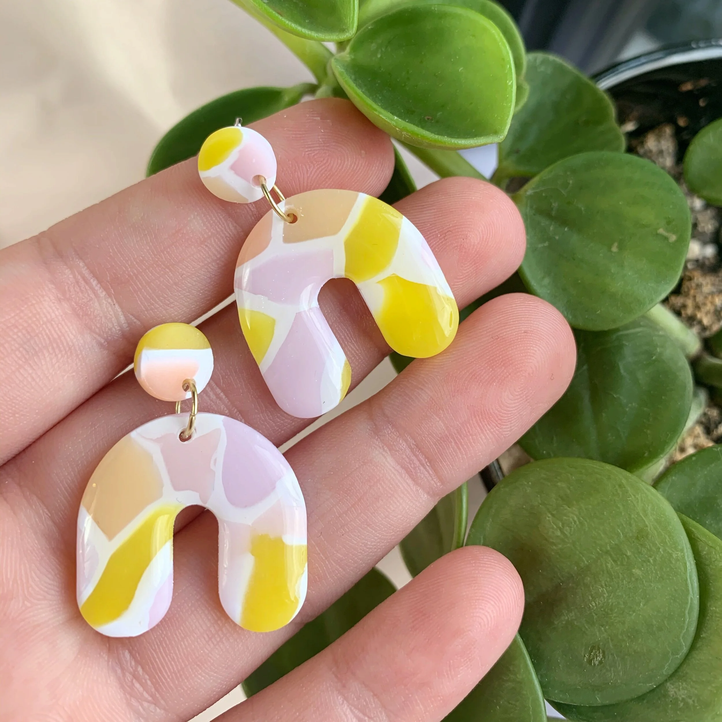 1986CCB4-B35A-415E-B455-47E5CDEC5AE3